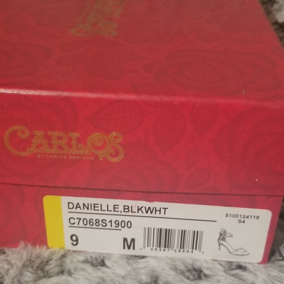 Fabulous and sure to be noticed pair of heels - Picture 4 of 8